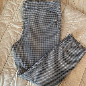 Old Navy High Rise Pixie Pant